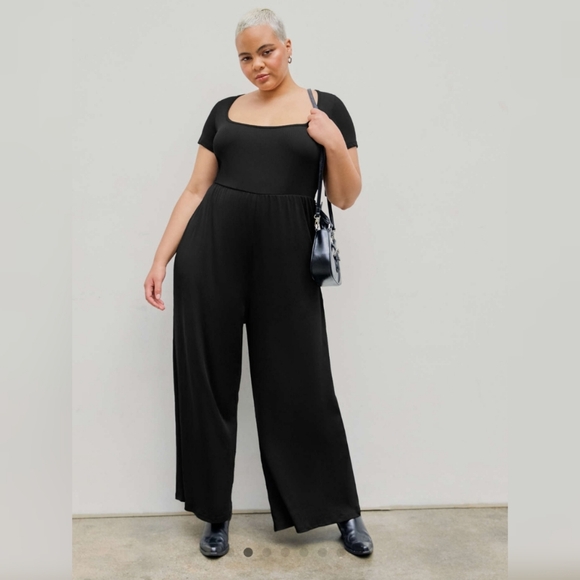 Cider | Scoop Neckline Short Sleeve Wide Leg Jumpsuit - Picture 2 of 7